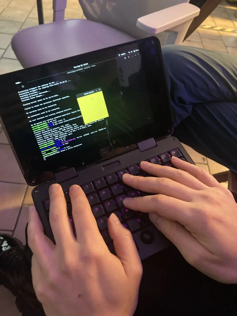 L5 running on a Pocket Reform mini-laptop